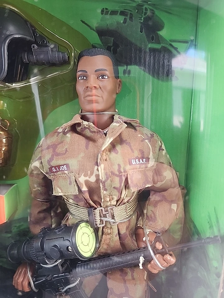 老式 2000 孩之宝特种部队美国空军特别行动 12 英寸特种部队全新带盒全新可动人偶 — 第 2/4 张图片