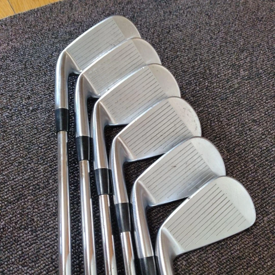 Juego de plancha Titleist AP2 716 6 piezas 5-Pw Stiff Flex Dynamic Gold S200 Foto 2 de 4