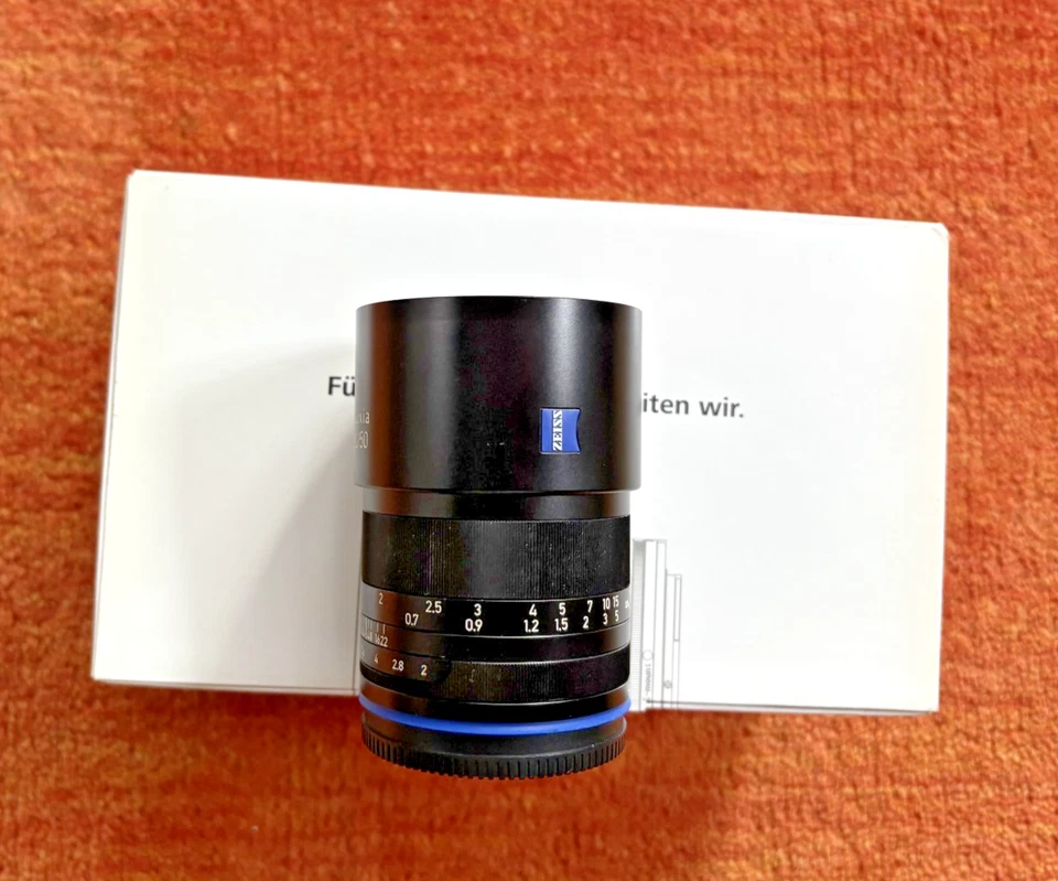 Carl Zeiss Loxia 50mm F/2 (for SONY E mount) #62 - Image 3 of 4