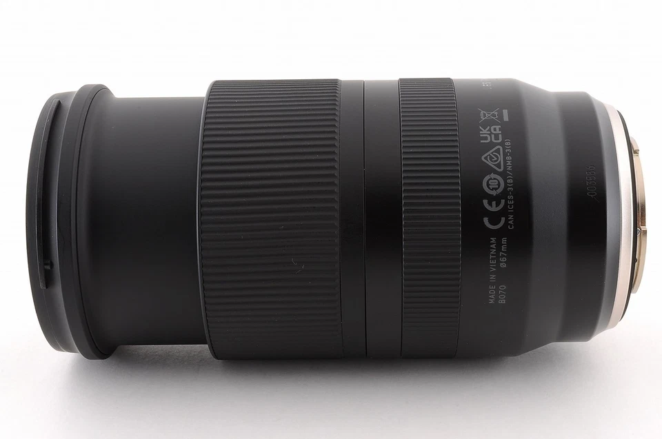 TAMRON 17-70mm F/2.8 Di III-A VC RXD B070X Fujifilm X / APS-C w/Hood -Near Mint- - Image 3 of 4