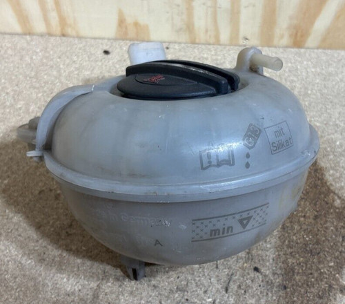 Audi A3 8V VW Golf 7 Kühlwasserbehälter Ausgleichsbehälter Behälter 5Q0121407A