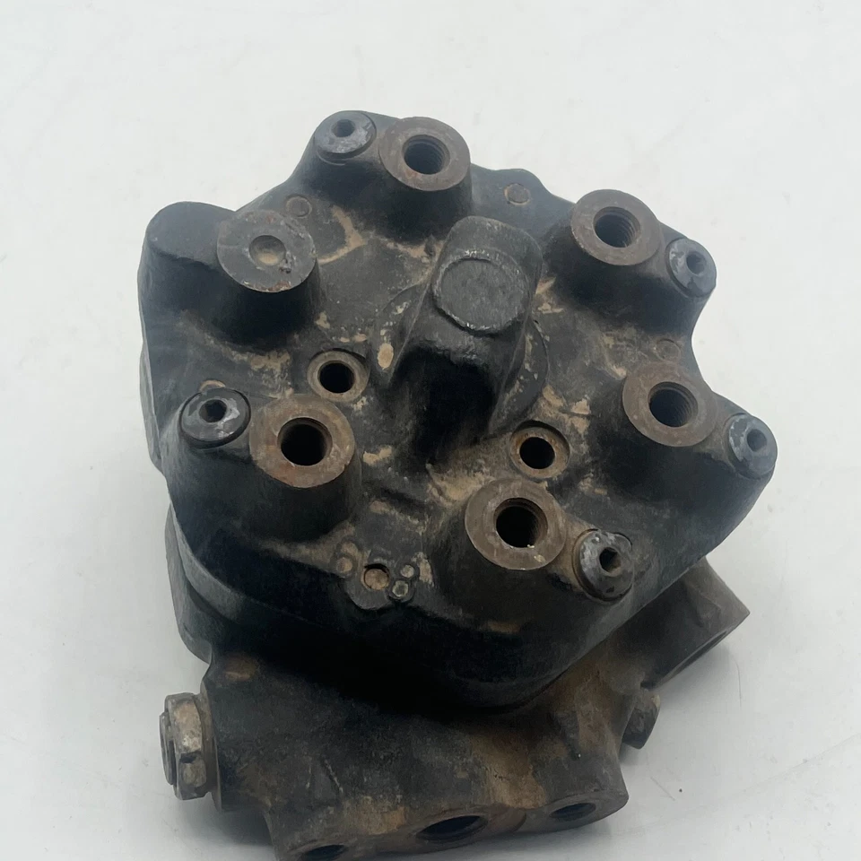 OEM Audi Volkswagen distribuidor de combustible 0438100127 0 438 100 127 AUDI 2.1 GT 2.2 Foto 2 de 3