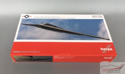 Herpa 1/200 U.S. Army B-2A Stealth Bomber American Spirit 558648