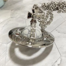 Vivienne Westwood Necklace Small Orb HOWLITE Silver w/drawstring [V1108