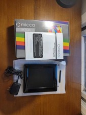 Micca M703 7-Inch Digital Photo Frame - Matte Black