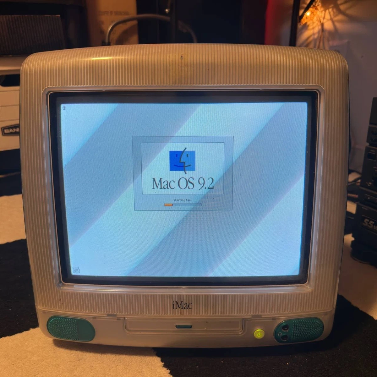Apple 初代 iMac G3 333MHz Blueberry Rev.D Vintage 2000 Apple iMac 2000 G3 computer in Blueberry Powers On