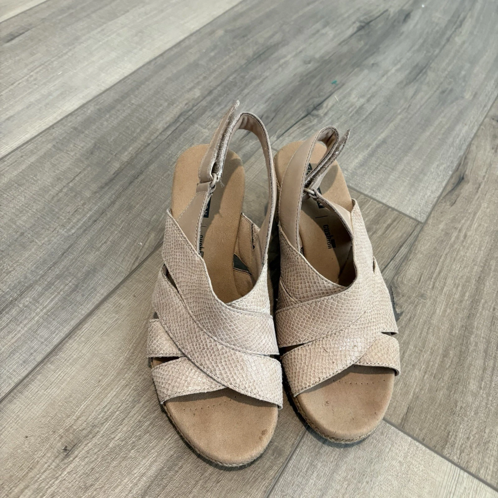 Collezione by Clarks Lafley Krissy sandali con zeppa espadrillas coccodrillo marrone taglia 7