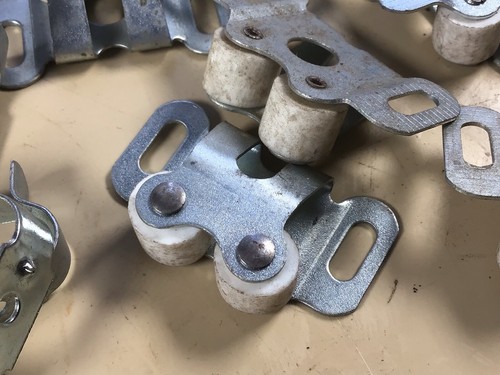CABINET DOOR CATCHES, ROLLER BALL TYPE DOOR CATCHES, OLD NEW STOCK, almost 10 lb - Picture 5 of 13