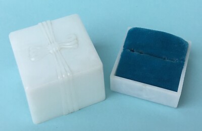 Vintage STD NOV Box Co White Bow Velvet Ring Presentation Box Engagement