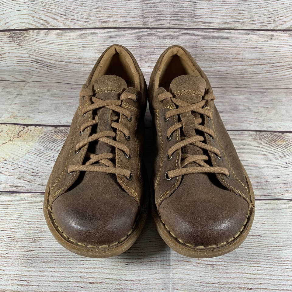 Born Womens Size 7.5 Water Resistant Trevan Shoes Brown Distressed