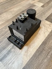 1999 Mercedes-Benz W140 Central Door Locking Vacuum Pump 1408003248/0132006355