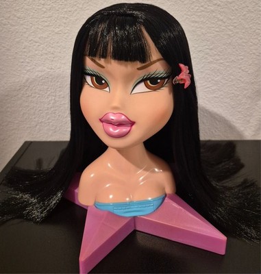  Bratz Sweet Dreamz Kumi Styling Head Funky Fashion Makeover- MGA Entertainment