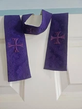 Beautiful Reversible Confessor's Stole – Violet & White