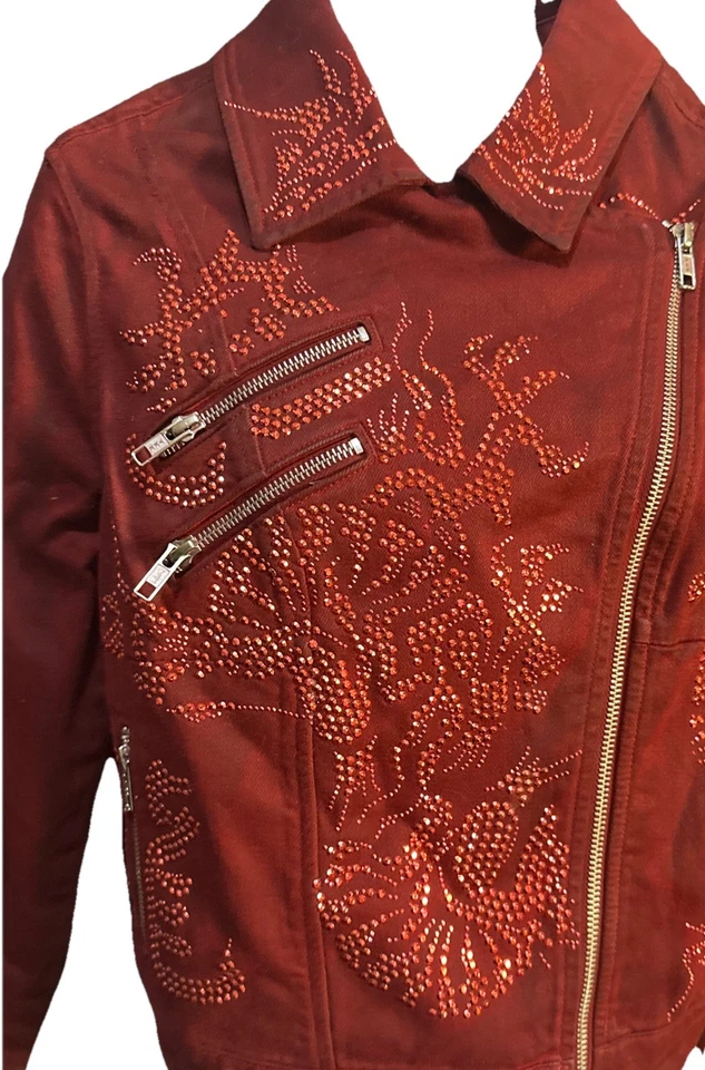 Chaqueta de Motociclista GUESS Red Dragon Embellecida Denim Talla Grande - Lentejuelas Cremalleras Foto 2 de 4
