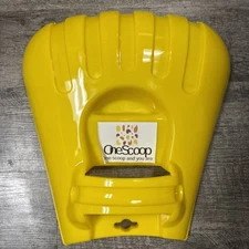 Large Leaf Scoop Hand Rakes, Debris and Yard Waste Removal, NEW STRAITS TIMES