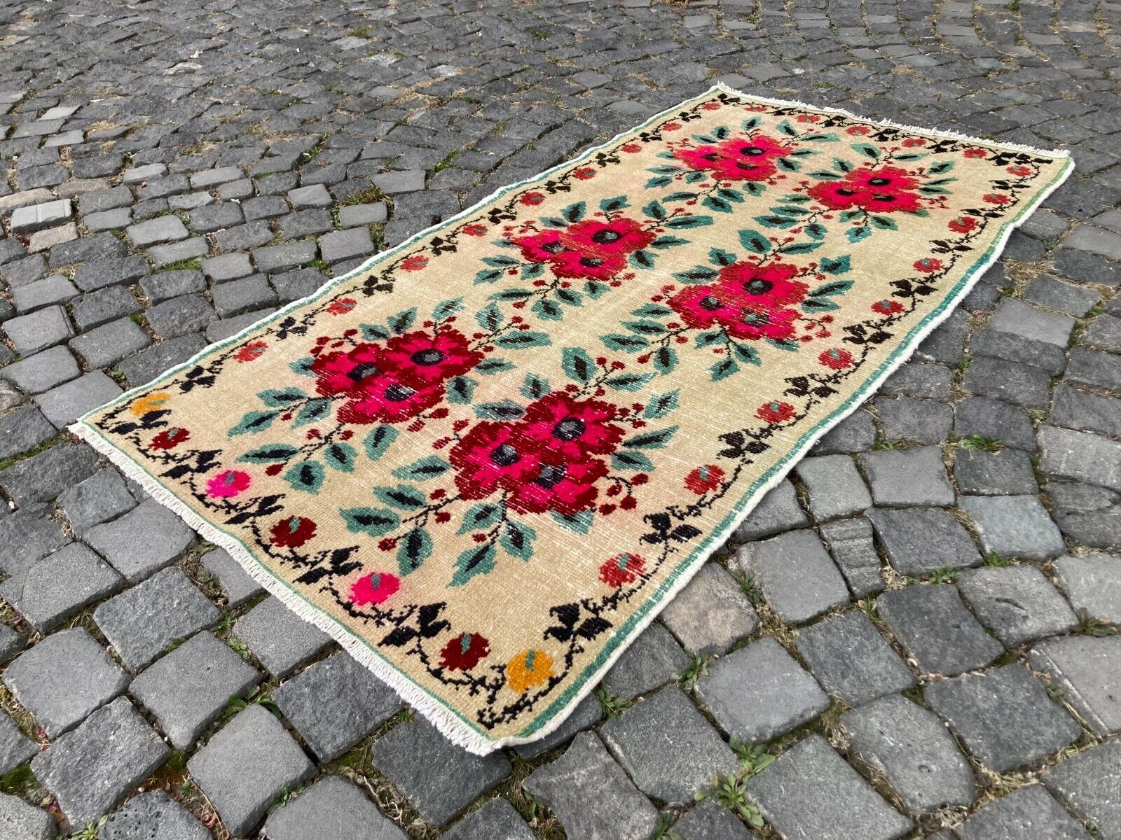FLOWER WOVEN Turkish Handmade rug, Area rug, Wool rug, Bohemian | 2,8 x 5,6 ft