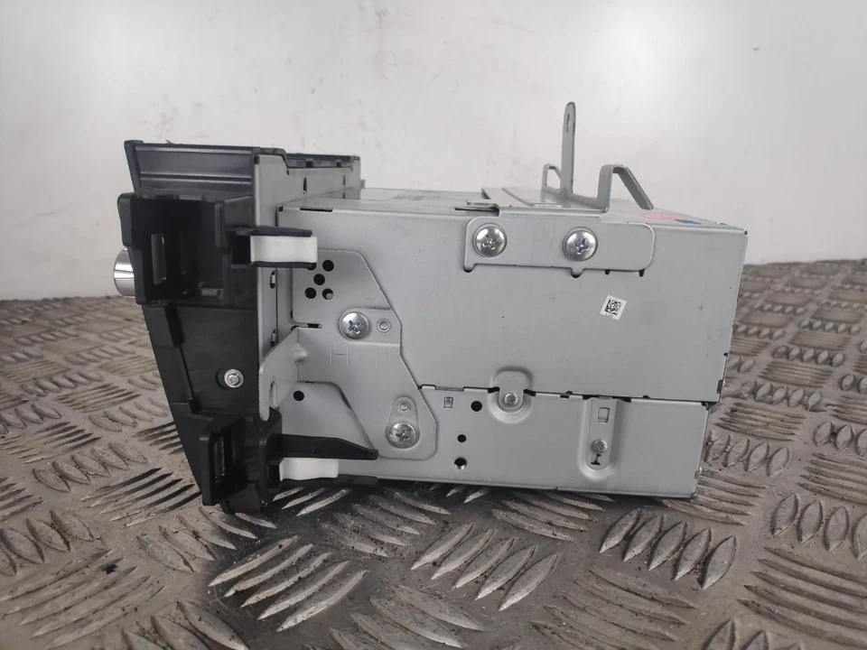 2014 MAZDA MAZDA6 GJ,GL RADIO (STEREO) GKK9 66 DV0B - Bild 2 von 4