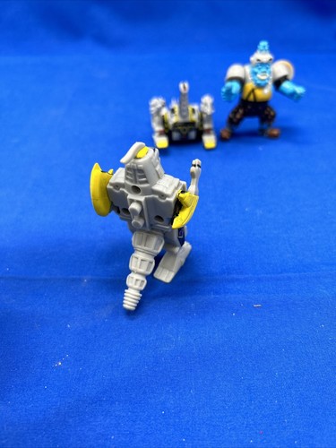 Vintage Red Power Rangers Dinozords Micro Machines 1994 3 Goldbar Vinyl Minis - Picture 12 of 19