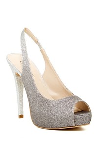 guess peep toe slingback pumps