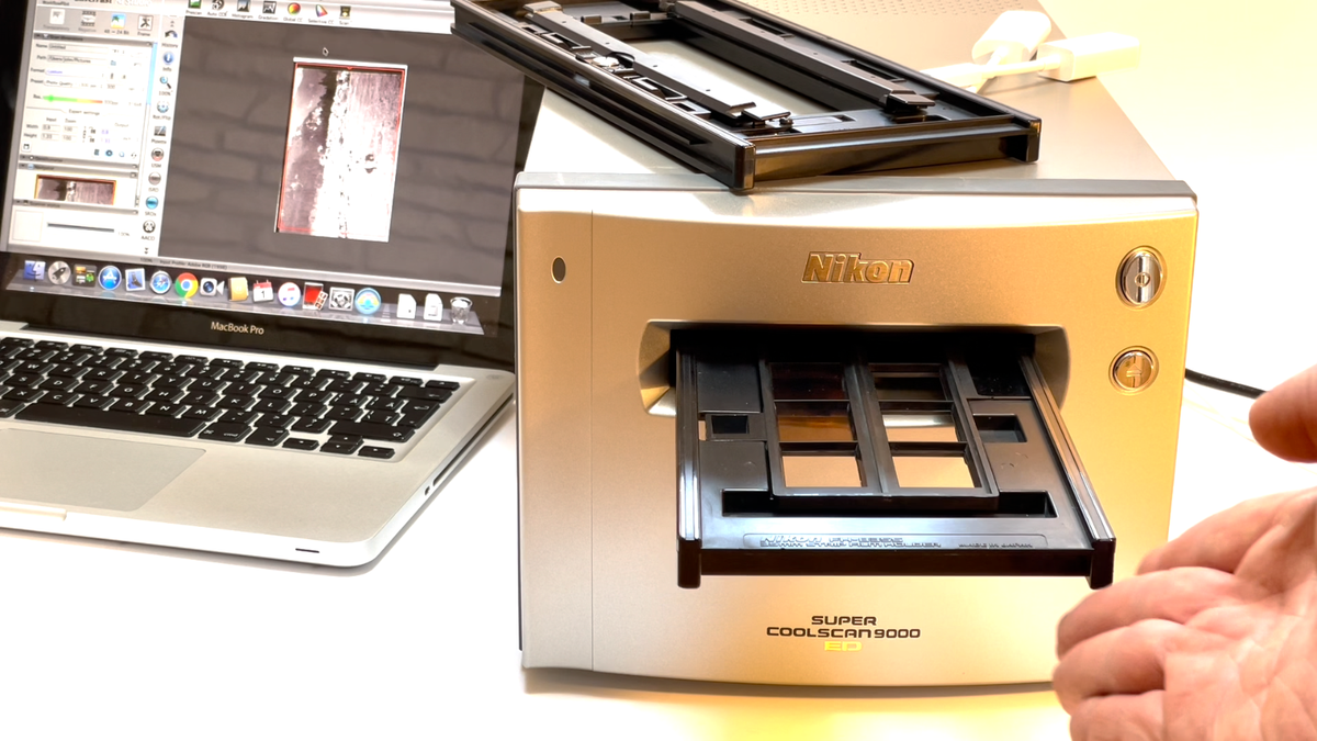 Nikon Super CoolScan 9000 ED Film Scanner with dedicated Nikon Super CoolScan 9000 ED Film Scanner with dedicated