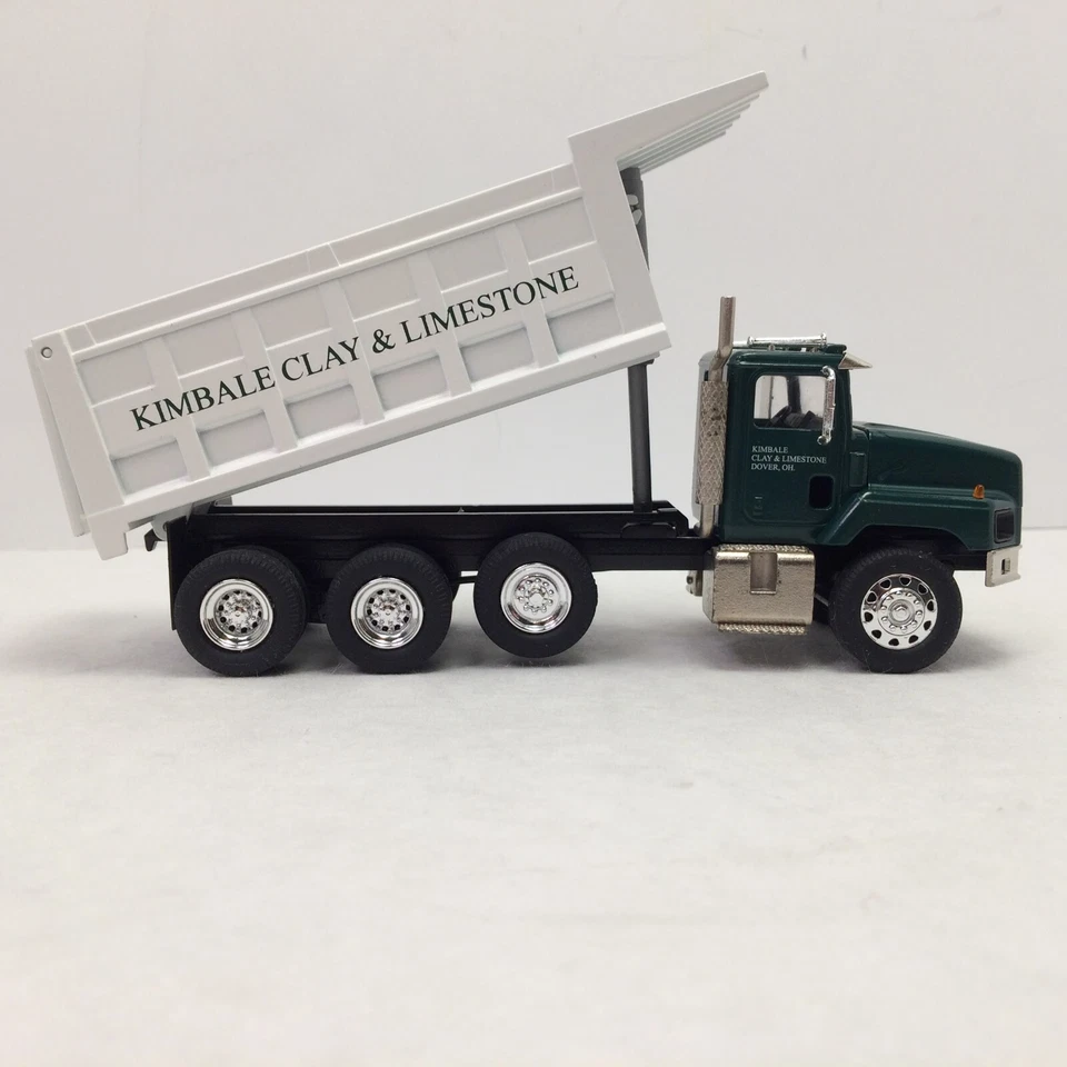 Camión de volteo International P5000 "Kimbale Clay" CONRAD 1:50 64105/04 de colección Foto 3 de 4