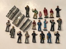 Collection Of Vintage Lead Figures  Bridges USA  Most About 1.75  H.