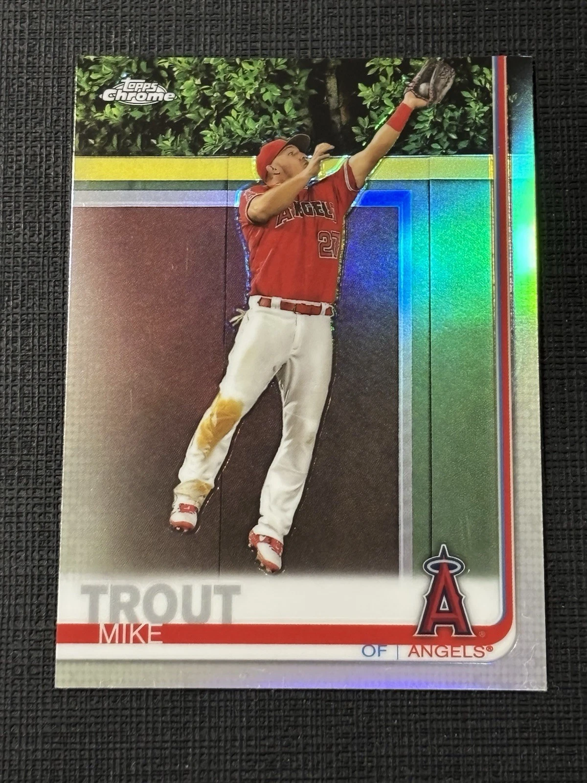 2019 Topps Chrome Refractor #200 Mike Trout Los Angeles Angels