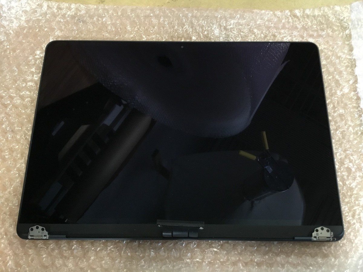 Apple MacBook Air 2022 13