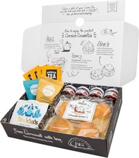 The Cornish Company Afternoon Tea Hamper – Deluxe Tea Set Hamper Gifts for Women