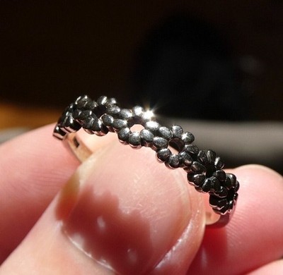 Sterling Silver Daisy Flower Chain Band Ring 925 Size 11 Weighs 2.8g