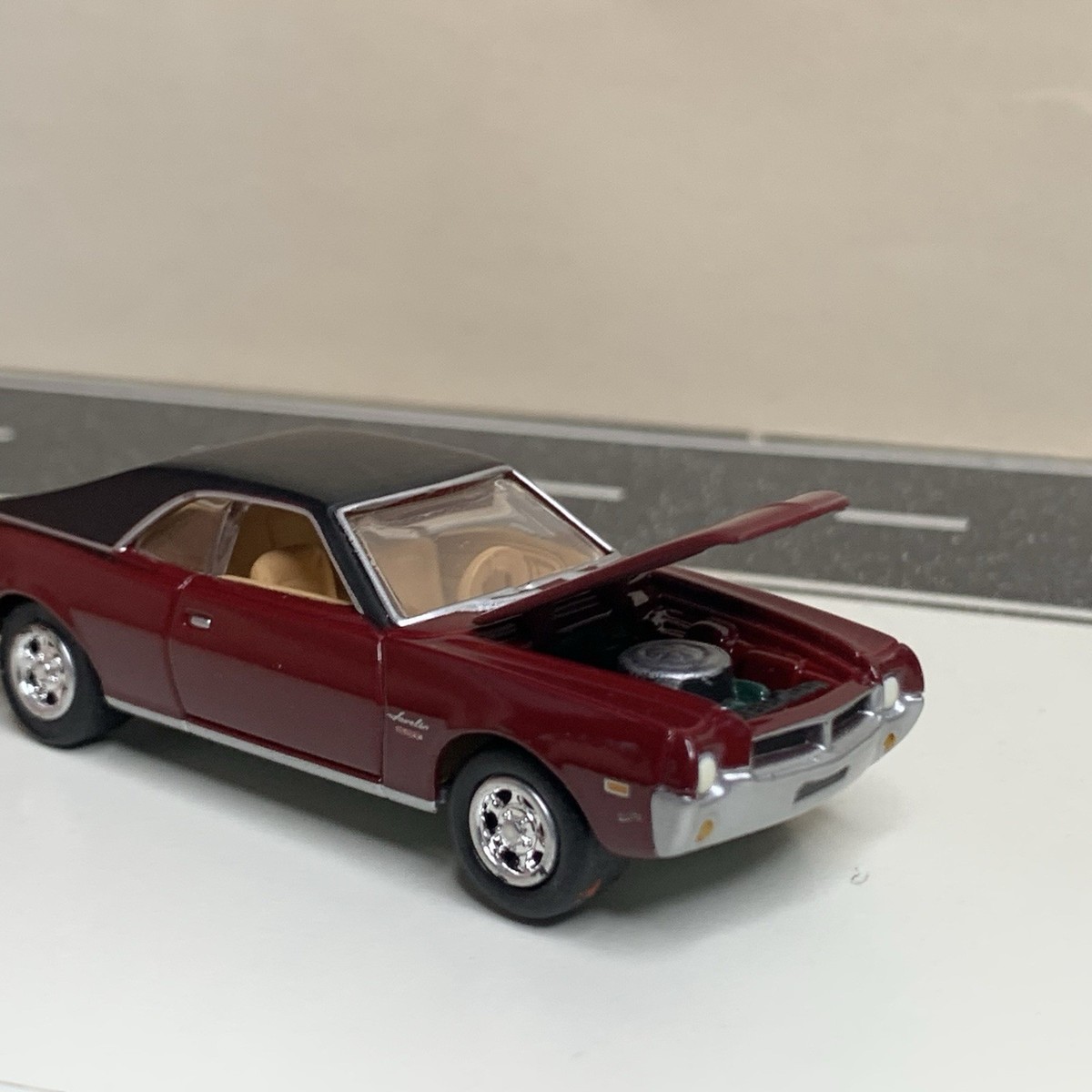 Johnny Lightning Pony Power 1968-69 AMC Javelin AMX Dark Red/Black