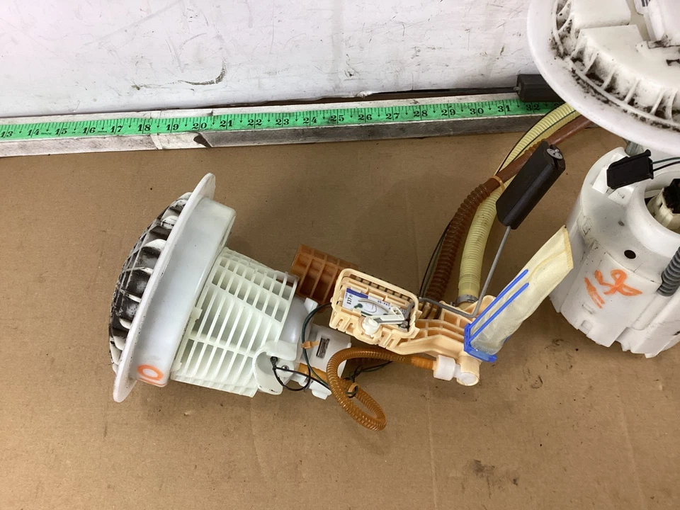 2009-2012 梅赛德斯-奔驰 GL450 X164 油箱泵发送单元 A1644702194 原始设备制造商 — 第 3/4 张图片