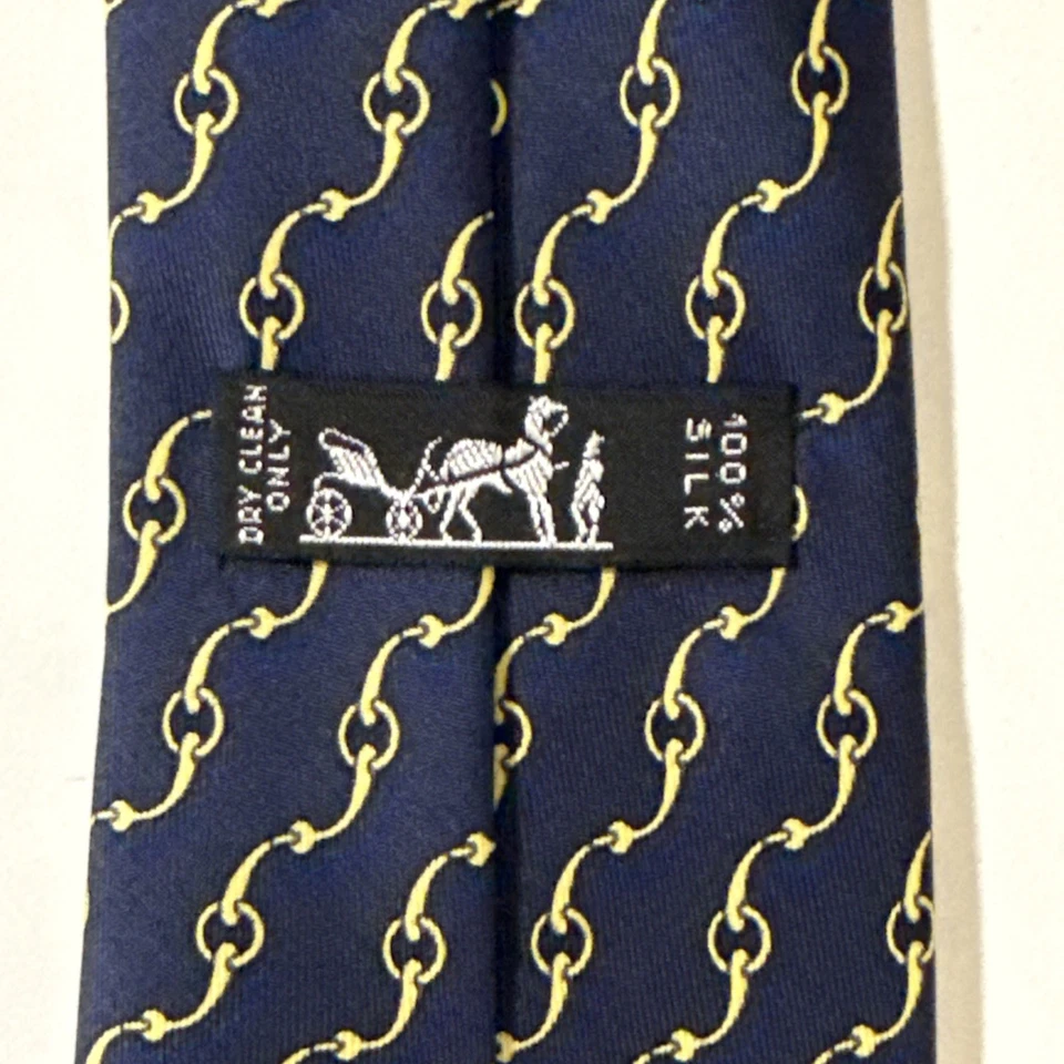 Corbata con patrón de cadena 100 % seda azul HERMES Paris Foto 3 de 4