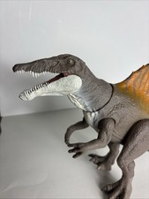 Jurassic World Rebirth Tail Thrasher Spinosaurus Action figure Read