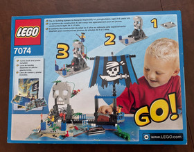 LEGO Pirates 7074 Skull Island [OPEN-BOX/PRE-OWNED] - RETIRED - 99% COMPLETE!