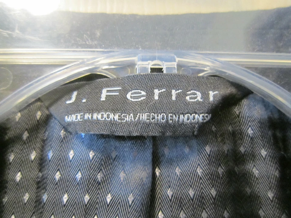 SZ 36R 32W X 29L J. FERRAR MENS 3 BTN DARK BLACK POLY RAYON BLEND 2 PC SUIT, EUC - Image 2 of 4