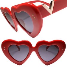 Chunky Love Eye-Catching Bold Heart-Shaped Sunglasses with Thick Red Frames