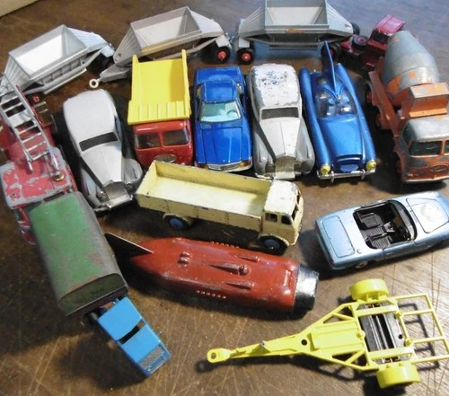 x15 Vintage (majority) Dinky-Meccano/Corgi (etc) diecast vehicle BUNDLE