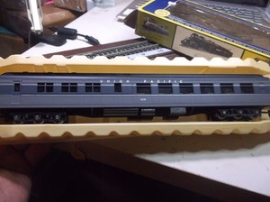 HO Diner Car Passenger Car 3628 Union Pacific AHM Oringinal Box