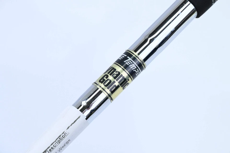 Left Hand Cleveland 588 RTX Gap Wedge / 52 Degree / Wedge Flex Dynamic Gold - Image 4 of 4