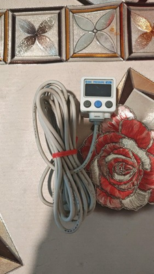#ad SMC ZSE40A W1 T Pressure Sensor $50.00