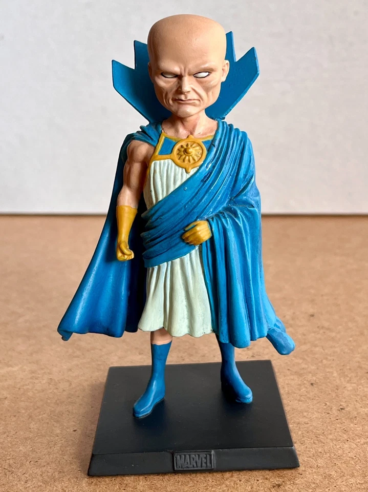 Classic Marvel Figurine Collection Magazine Special THE WATCHER (Eaglemoss 2009) - Image 2 of 4