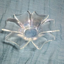 Clear Iridescent Candy Trinket Dish Glass Daisy 6" diameter