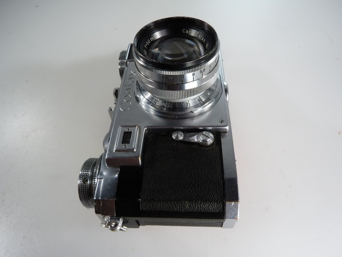 VINTAGE Zeiss Ikon CONTAX IIa 35mm Film Camera w C.ZEISS VINTAGE Zeiss Ikon CONTAX IIa 35mm Film Camera w C.ZEISS