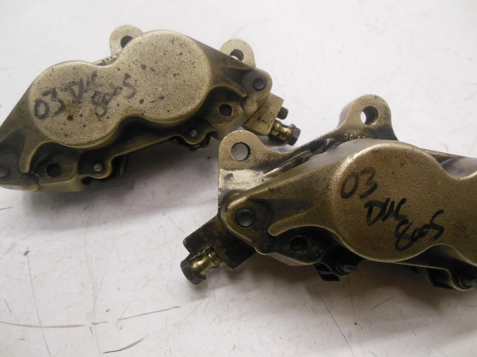 EE34 Ducati Monster 800 S 2003 FR Brake Caliper Set 61040122B 61040112B - Image 2 of 4