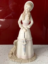 Byron Molds  🇺🇸 ~ Young Woman ~ 23cm Tall ~ 1984