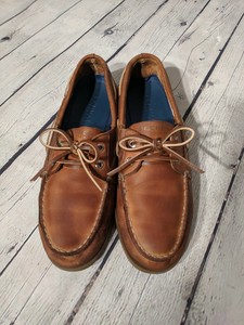boat shoes size 5.5