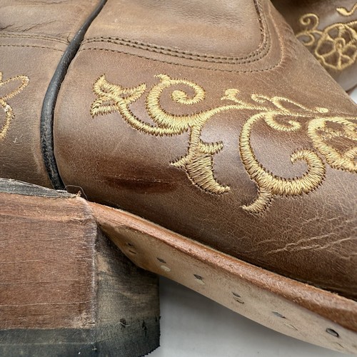 TANNER MARK Leather Brown Flower Pattern Stitched Snip Toe Boot Womens 7.5 - Picture 16 of 17