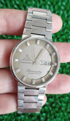 VINTAGE MIDO COMMANDER 8679 GRAY DIAL CHRONOMETER AUTOMATIC  display picture 3