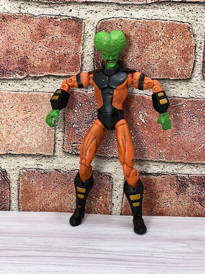 Figura Líder Leyendas Marvel Face Off Select 6” Incredible Hulk Toy Biz 2006 Foto 2 de 4